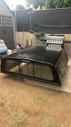 Camper shell