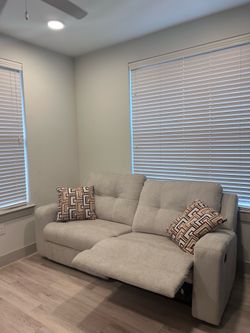Recliner couch