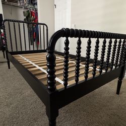 Crate & Barrel Crate & Kids Jenny Lind Black Wood Spindle Kids Twin Bed / bed frame