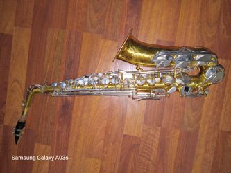 Vintage American - made CONN 20M Alto Saxaphone