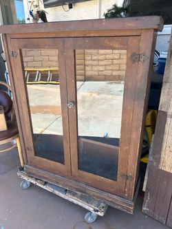 Awesome antique cabinet 44x36x10.5