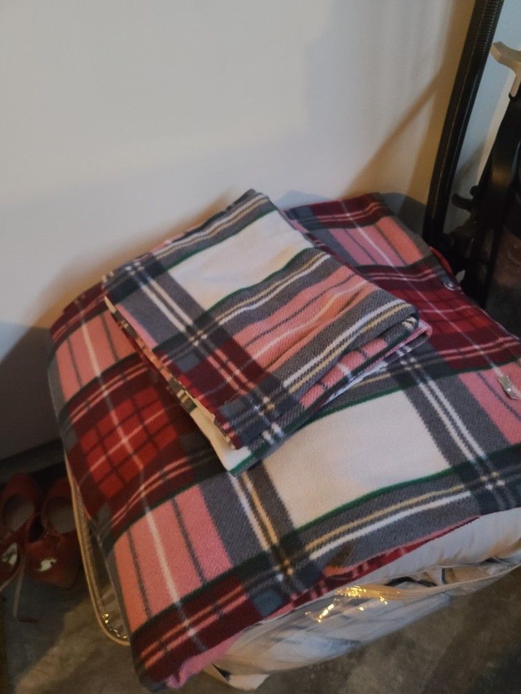 Fleece Queen Duvet With Pillow Cases