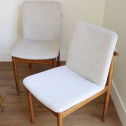 West Elm Dining Chair (set of 2) 