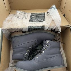 Brand New Timberlands Never Used Size 5 For Men And Women