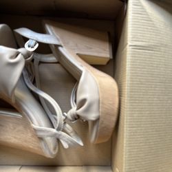 Woman Shoes