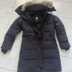 Canada Goose Shelburne Parka (women)