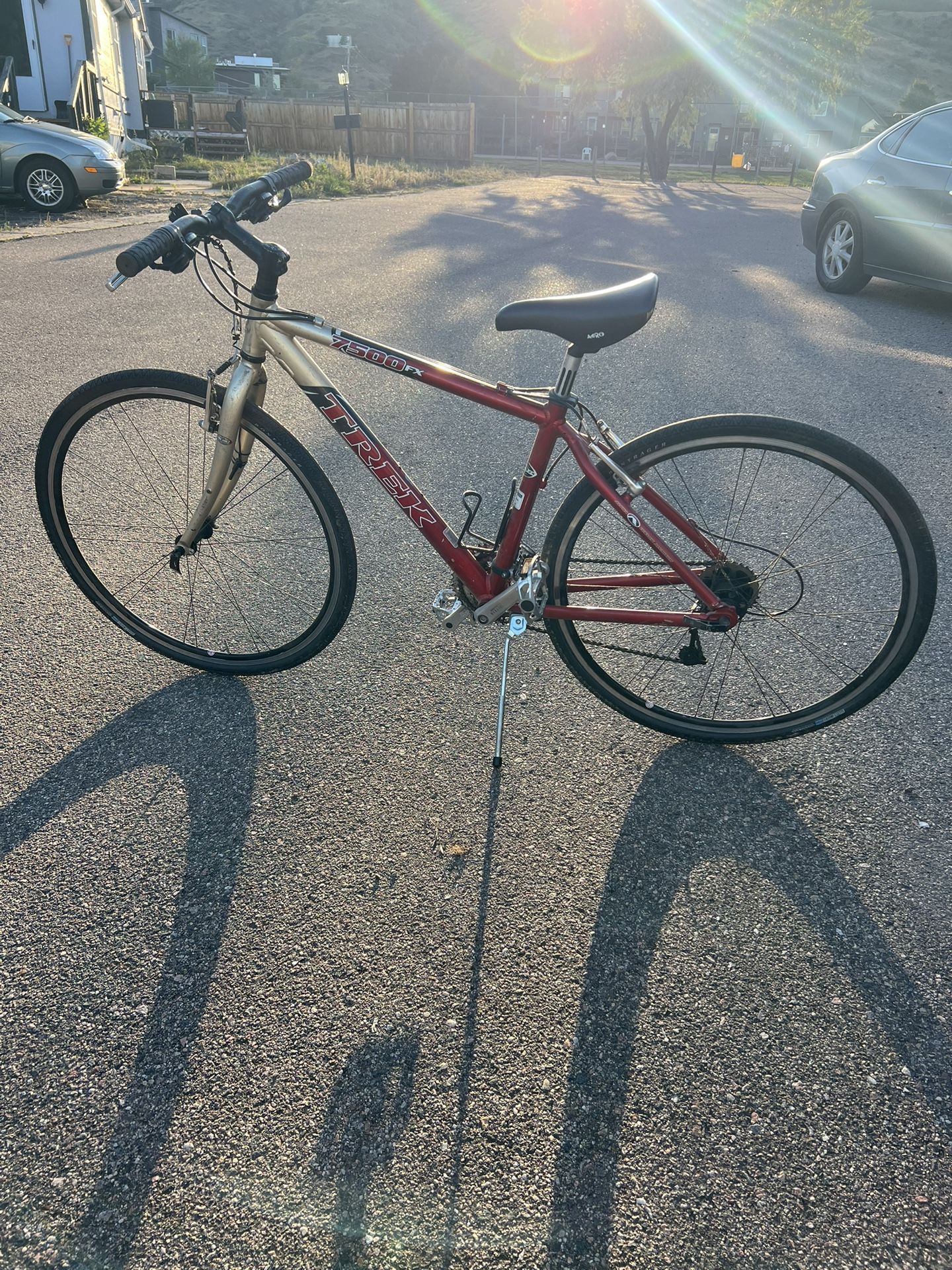 Men’s Trek 7500 Bike Bicycle