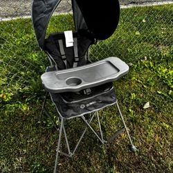 Portable folding indoor/outdoor high chair 