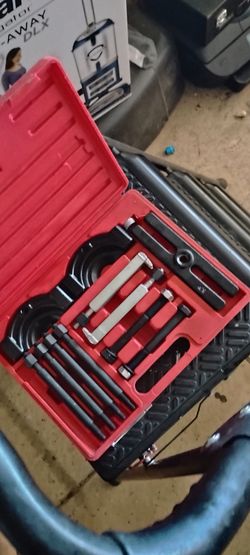 14-piece bearing splitter and gear puller set