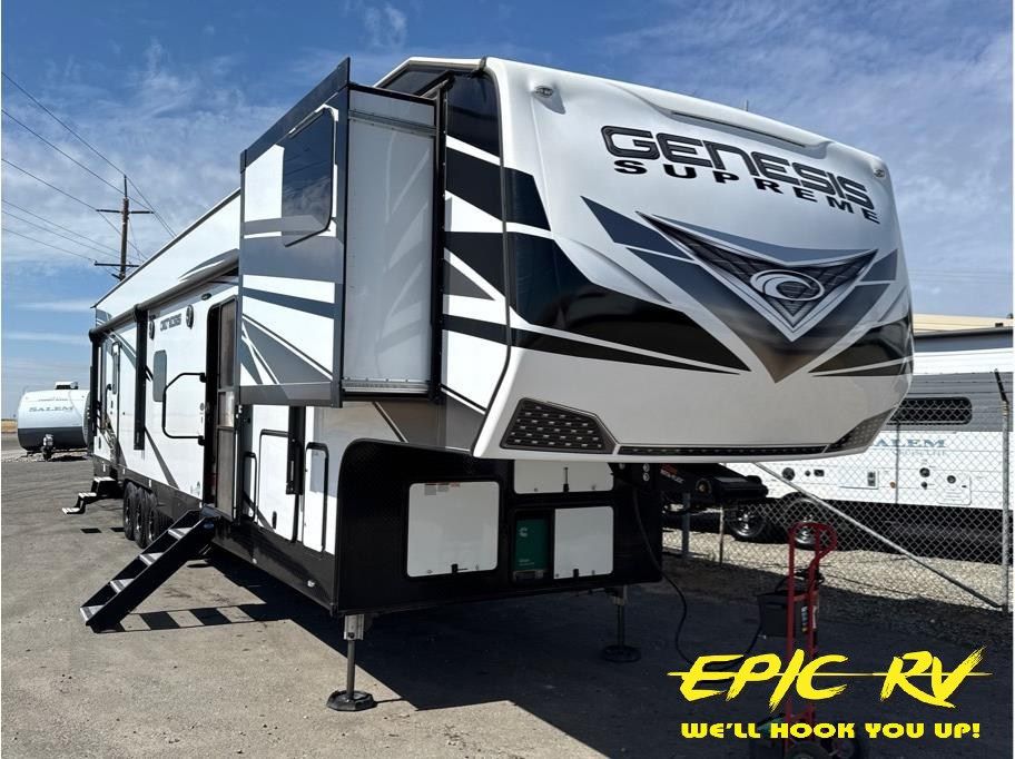 2025 Genesis Supreme GCK4016 Triple AC, Dual Fuel Stations, Artic, Level Up!