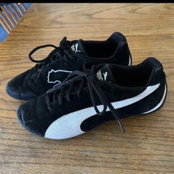 Women’s Vintage Puma Silhouette Cat Athletic Shoes Size 6 Black Suede Felt Material & Leather