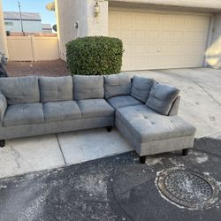 Sectional Couch 