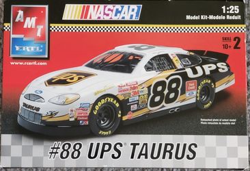 NASCAR TAURUS 1:25 Model-Kit