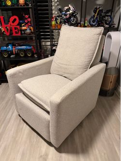Babyletto Cali pillowback Swivel Gilder