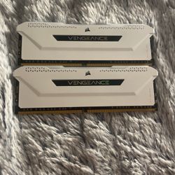 2 Corsair Vengeance Pro sl 16gb Ram Cards