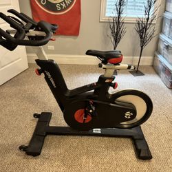 Life Fitness Ic4 Spin Bike