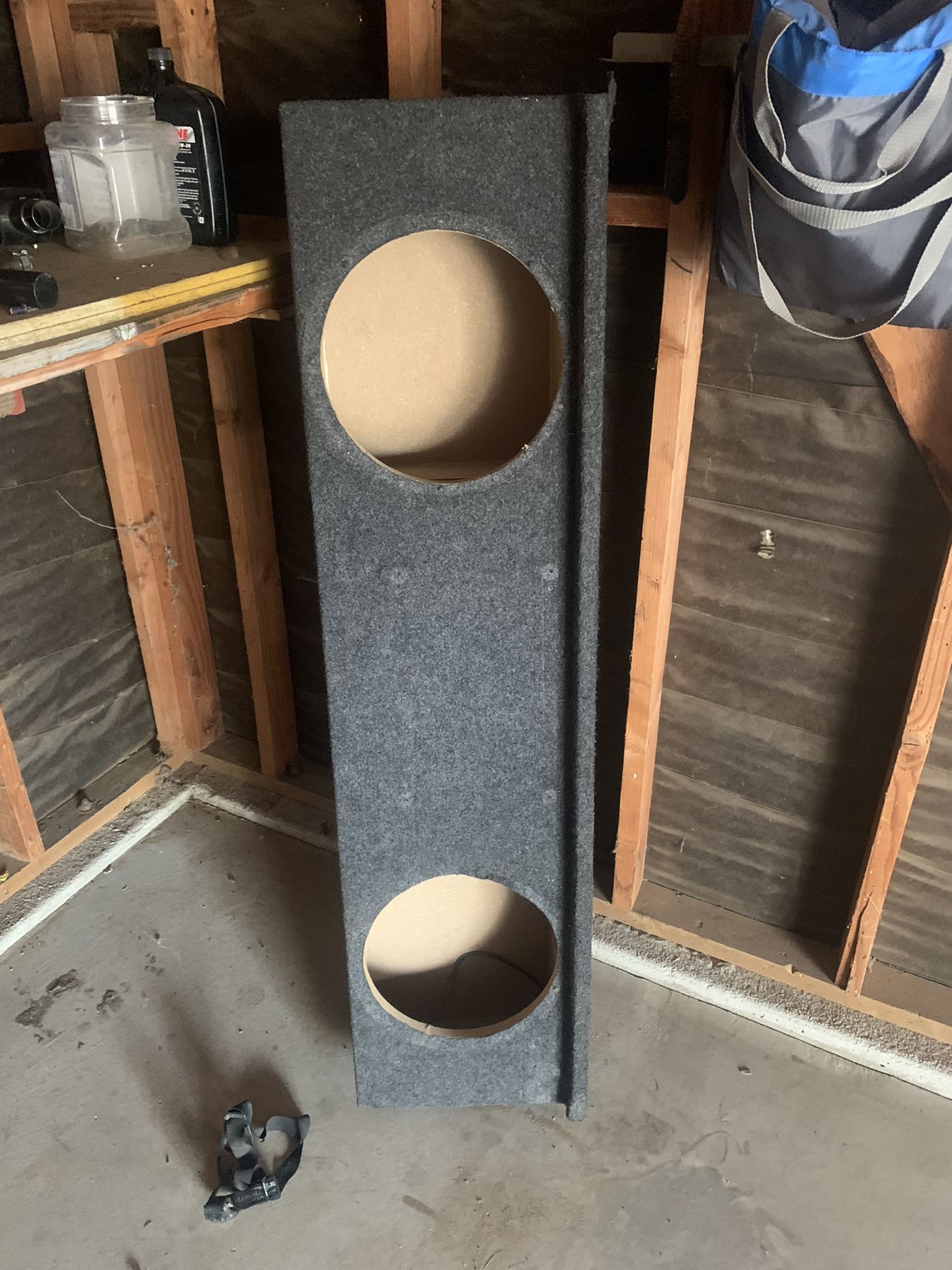2 12” inch truck subwoofer box 25$ firm