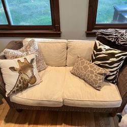 5 Piece  Couch Set Wicker 