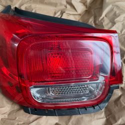 2015 Chevrolet Malibu LT oem Left & Right Tail Lights
