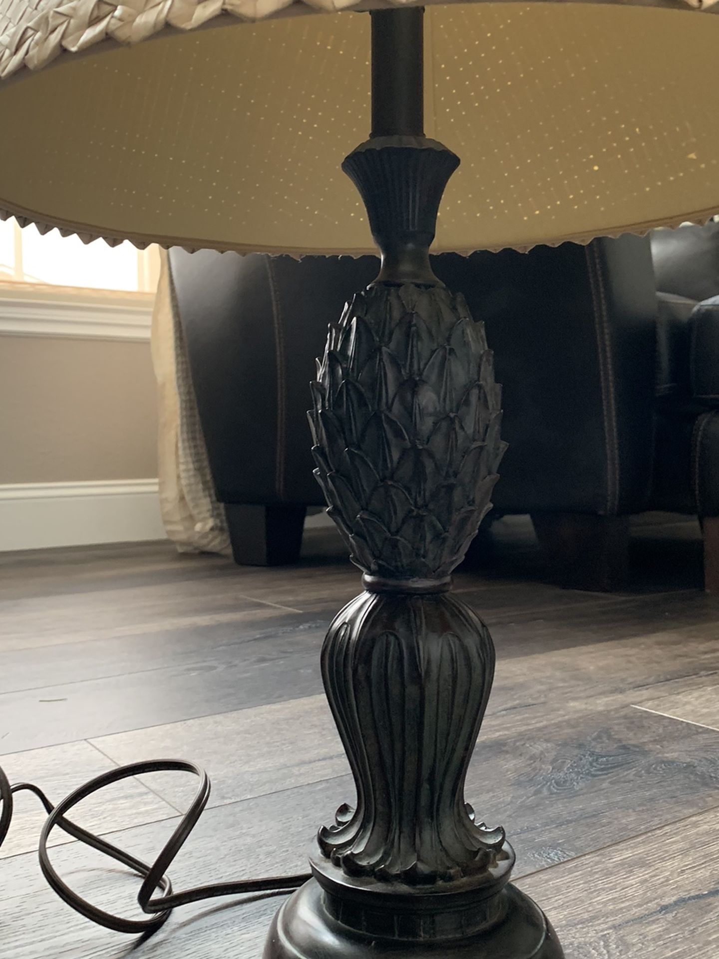Lamp with Polynesian style shade and pineapple
