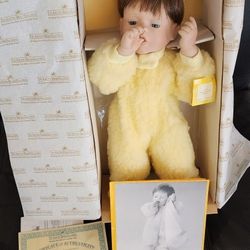 Ashton Drake Porcelain Doll w/stand - Mommy I'm Sleepy