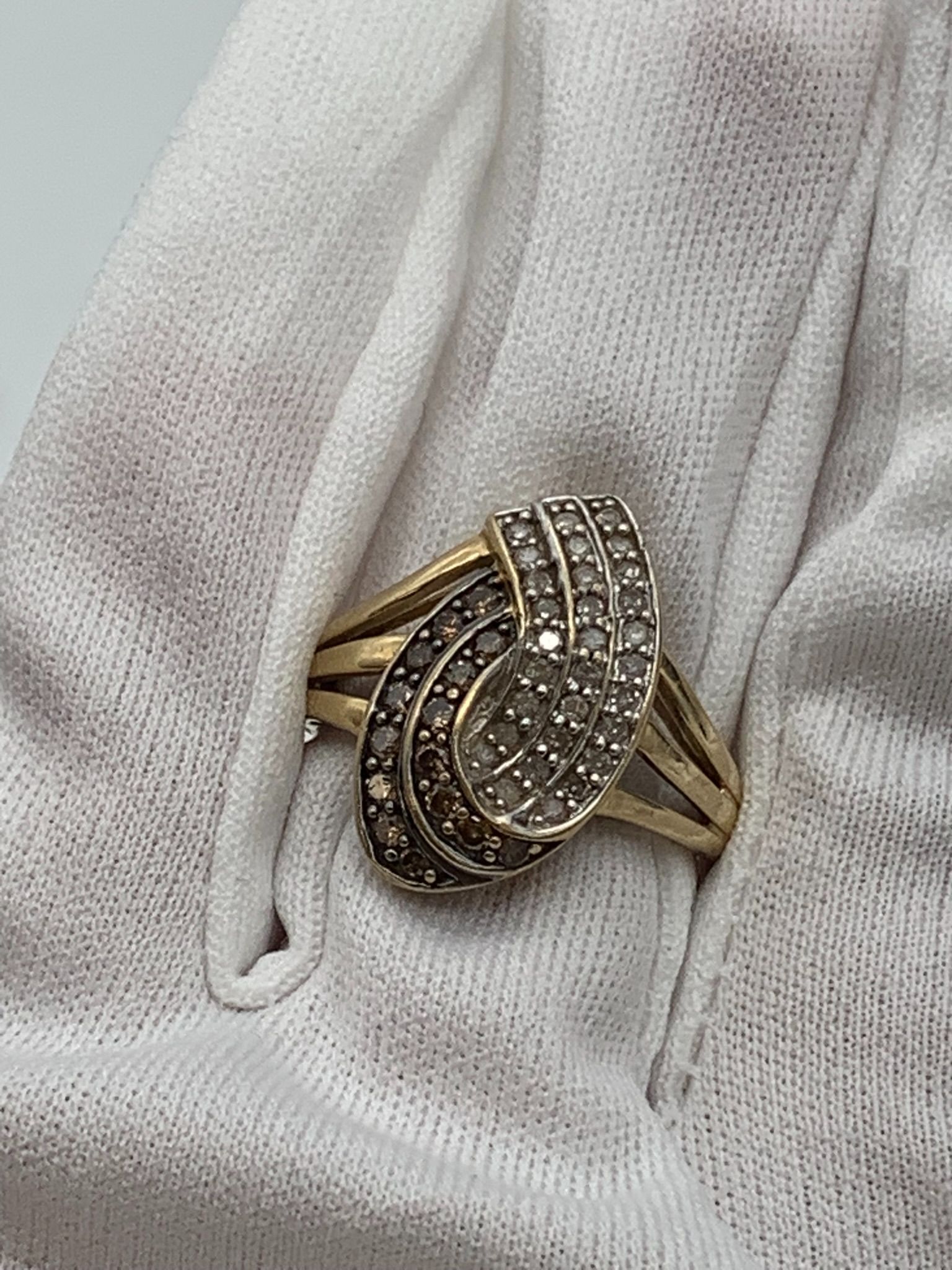 Diamond cluster ring #31068