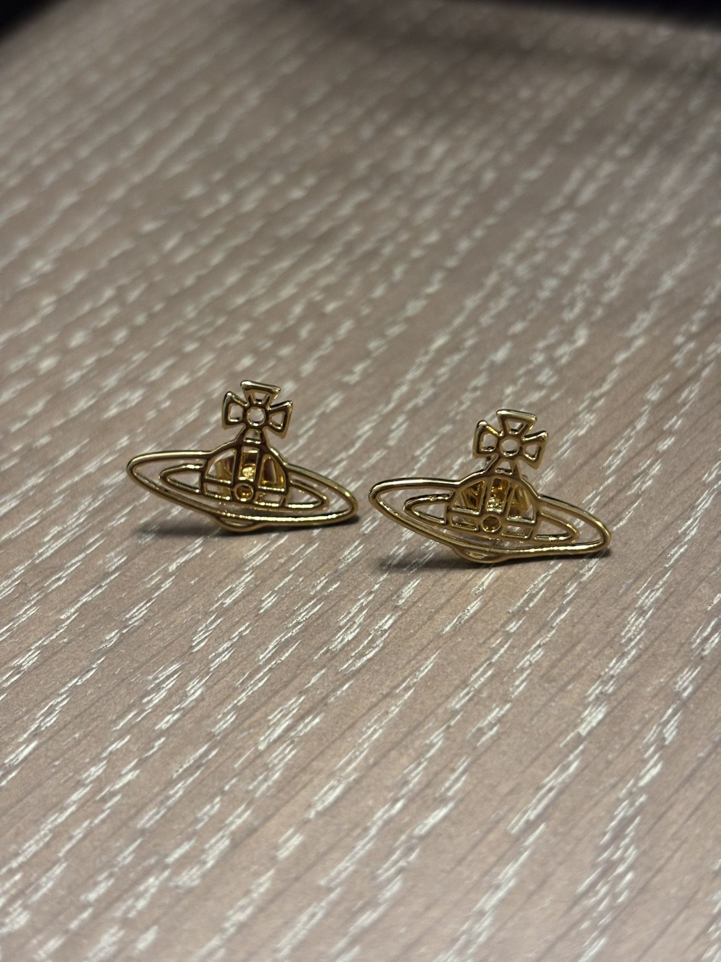 Vivienne Westwood Gold Orb Earrings