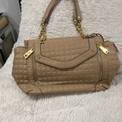 Jessica Simpson purse