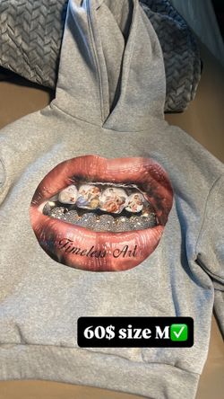 Grey lip hoodie