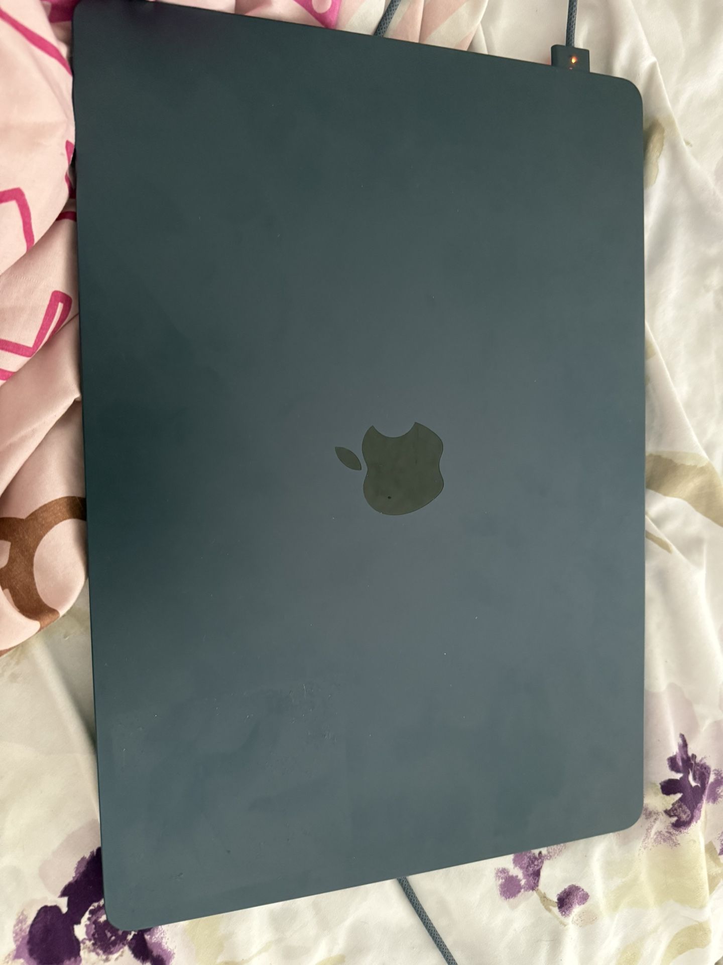 Apple 2023 MacBook Air (15.3″ Liquid Retina, M2, 16 GB , 256 GB, Midnight)