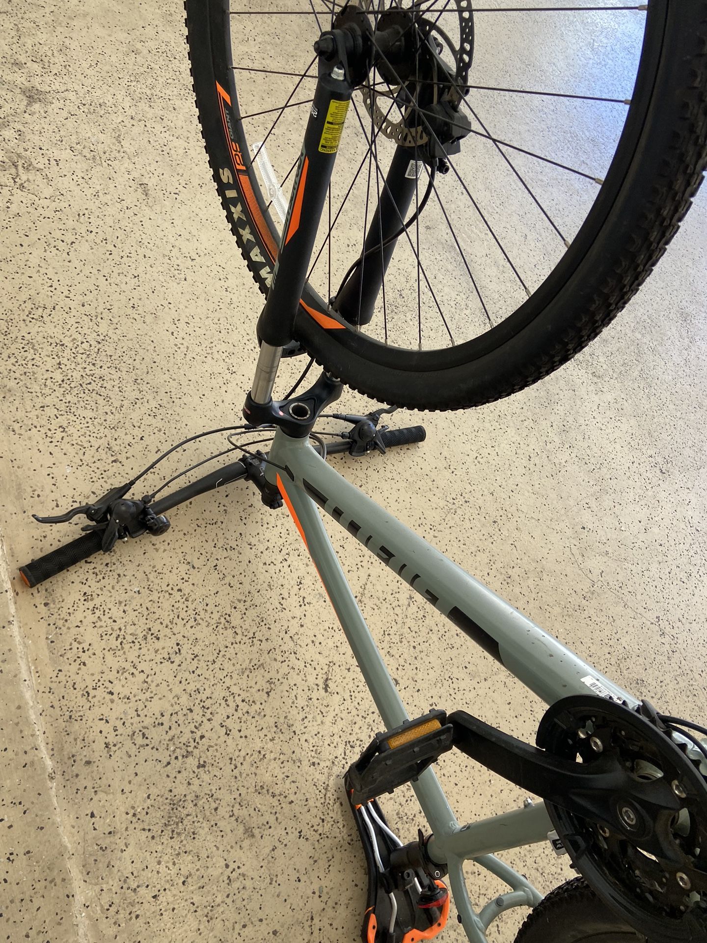 Giant mountain Bike
