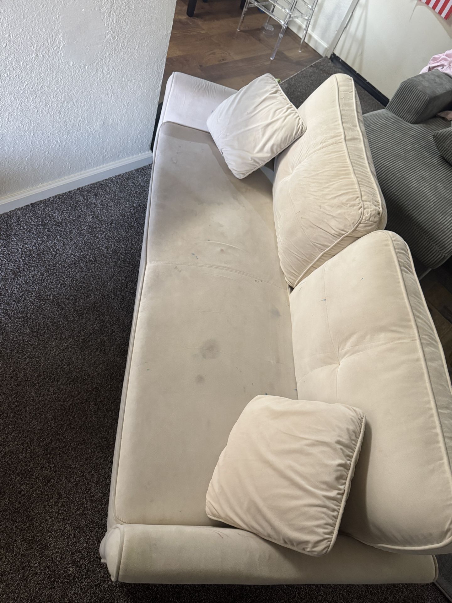 Free Sturdy Couch