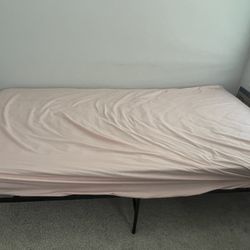 Twin Bed And Matters 
