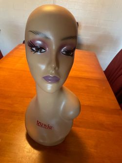Mannequin Head