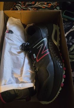 NEW BALANCE NEW SIZE 7