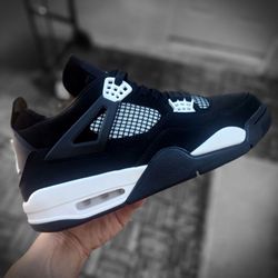 Air Jordan 4 Retro White Thunder