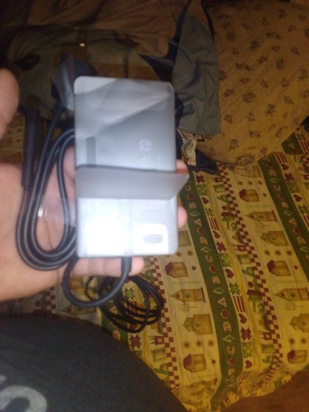 Microsoft Surface 127w Power Supply