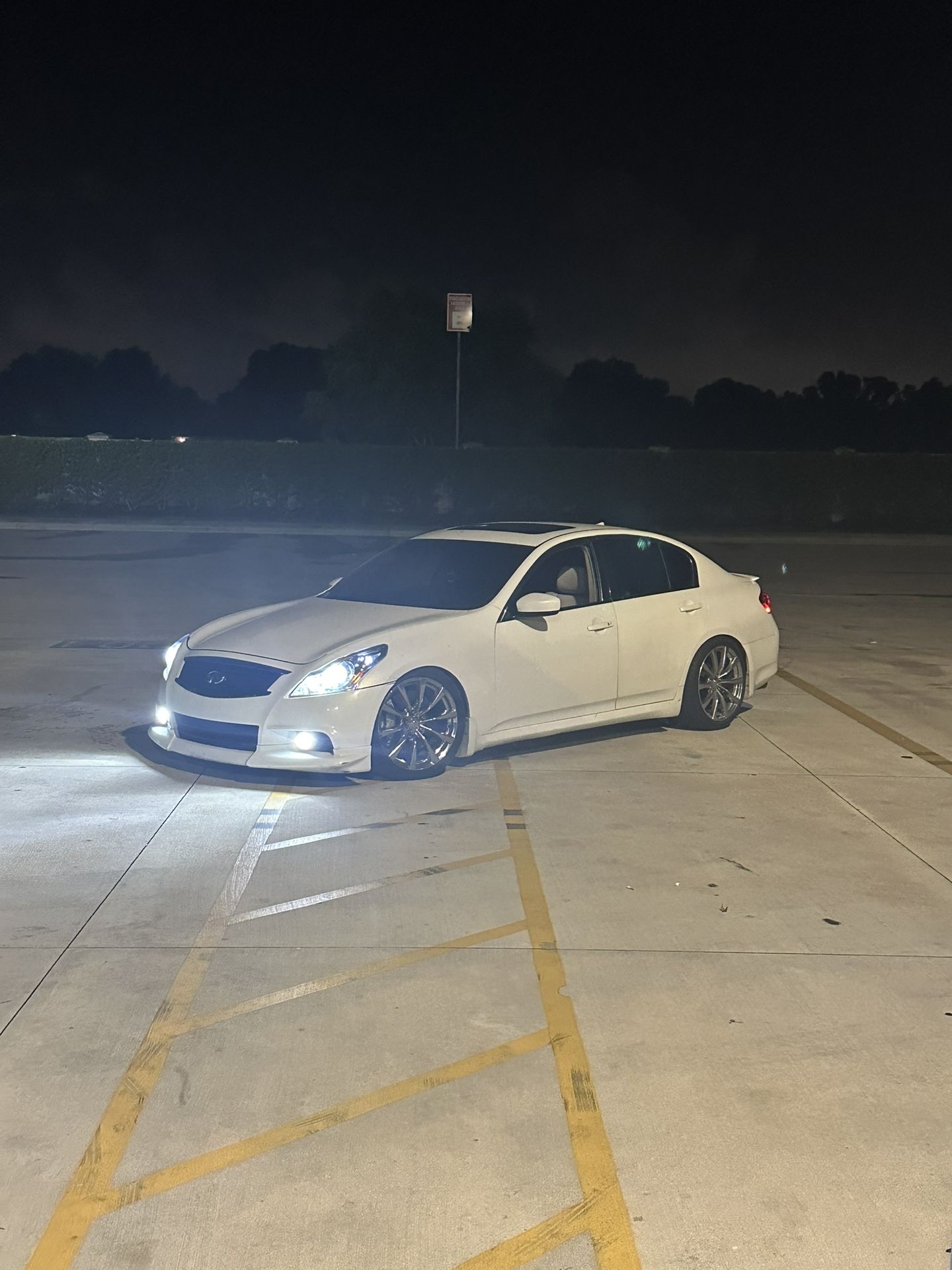 2010 infiniti g37s