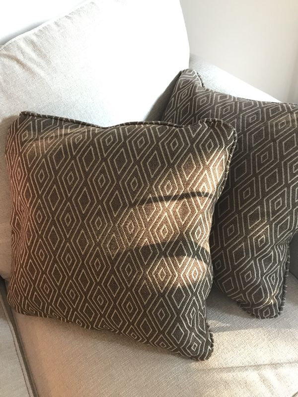 Ashley S Furniture Throw Pillows For In Catonsville Md Offerup Ashley S Furniture Throw Pillows