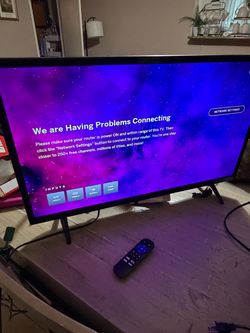 32 in Flat Screen Smart TV with Remote