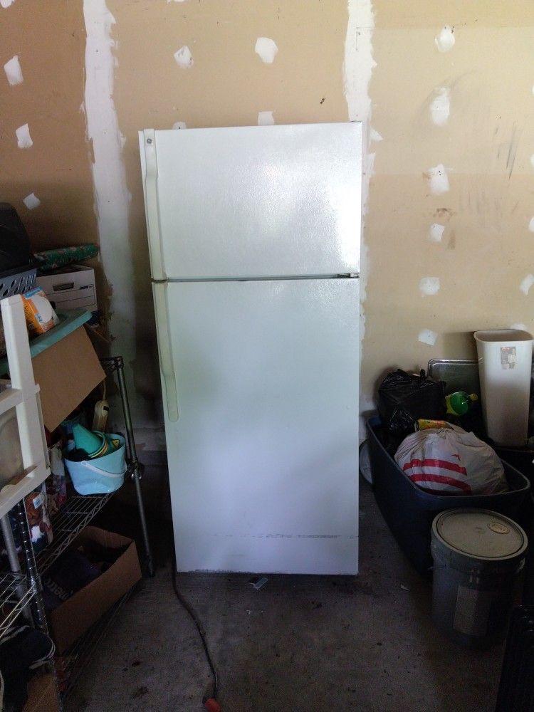 Refrigerator Ge