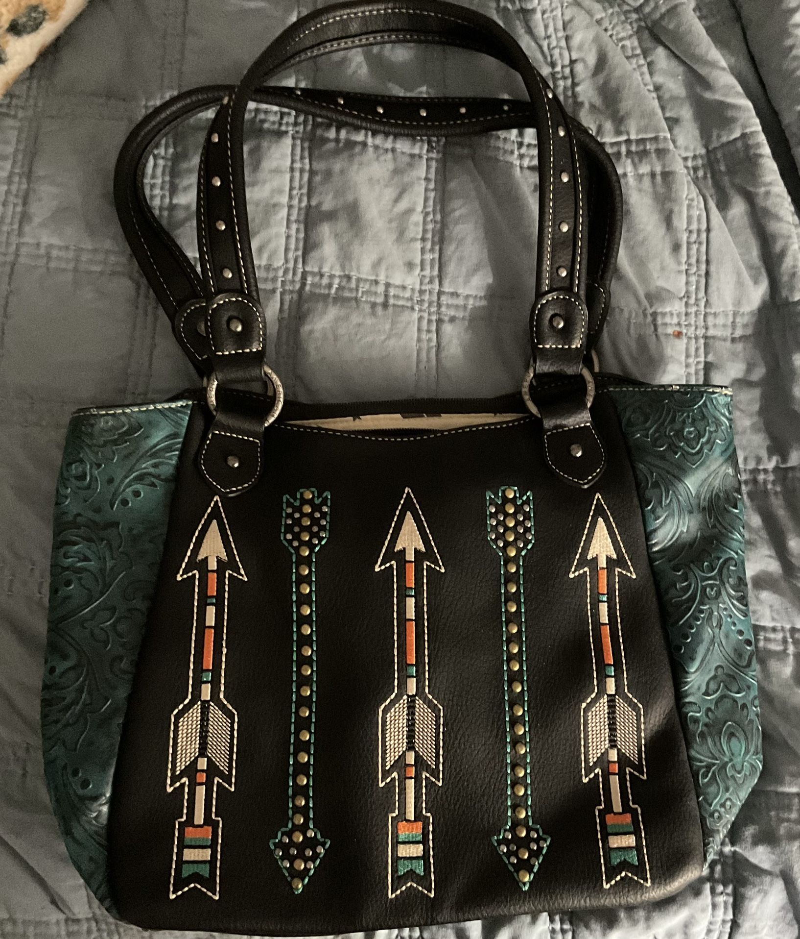 American Bling Concealed Carry Black Arrow Embossed Western Tote Purse 