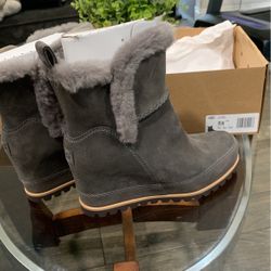 UGG Boots - Brand New 