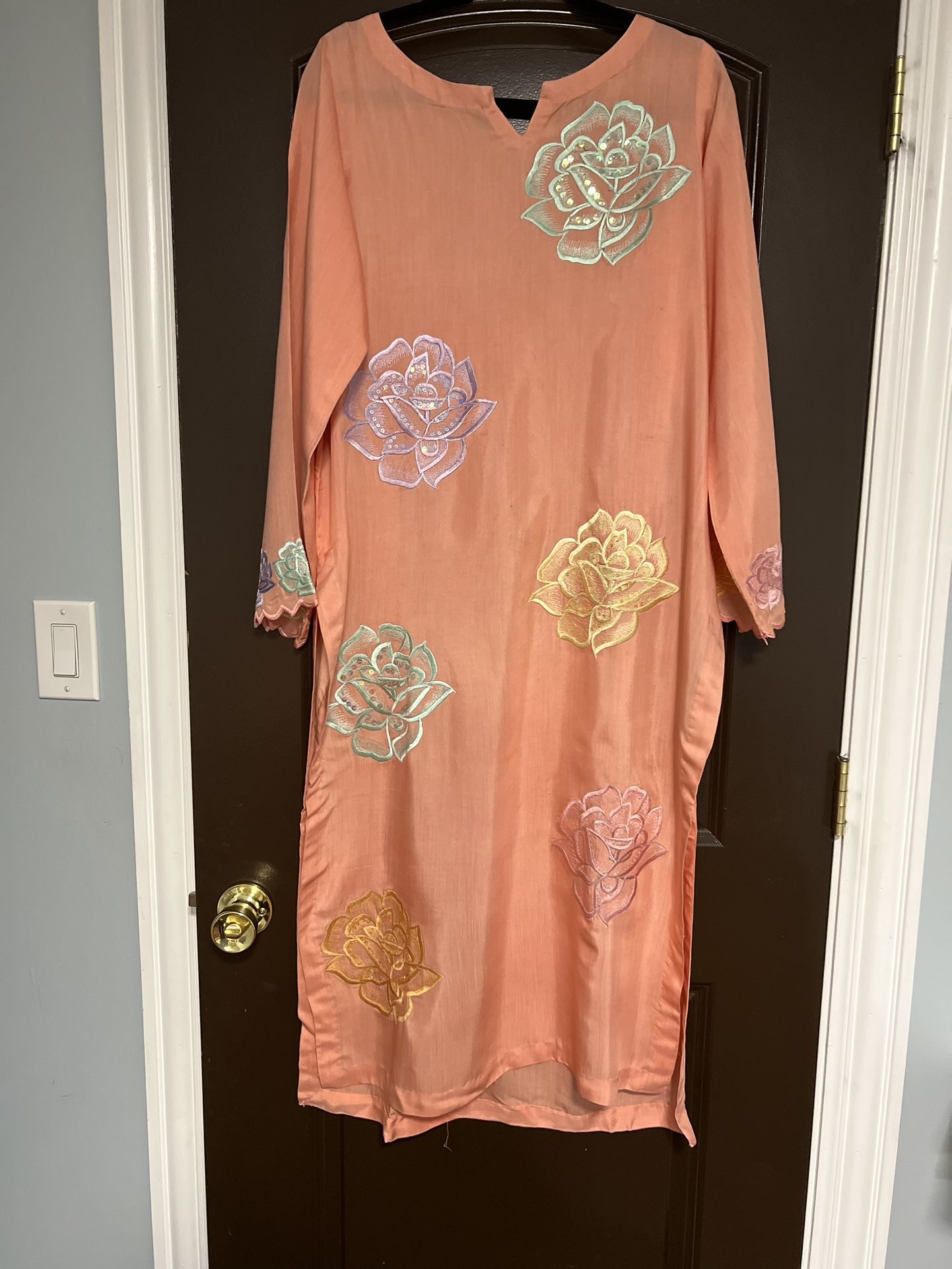 Pakistani Women 3 pec Outfit