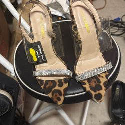 Women’s Size 6 Shoes By Fashion Nova, Qupid, Olivia Ferguson,