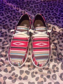 Hilo slip ons