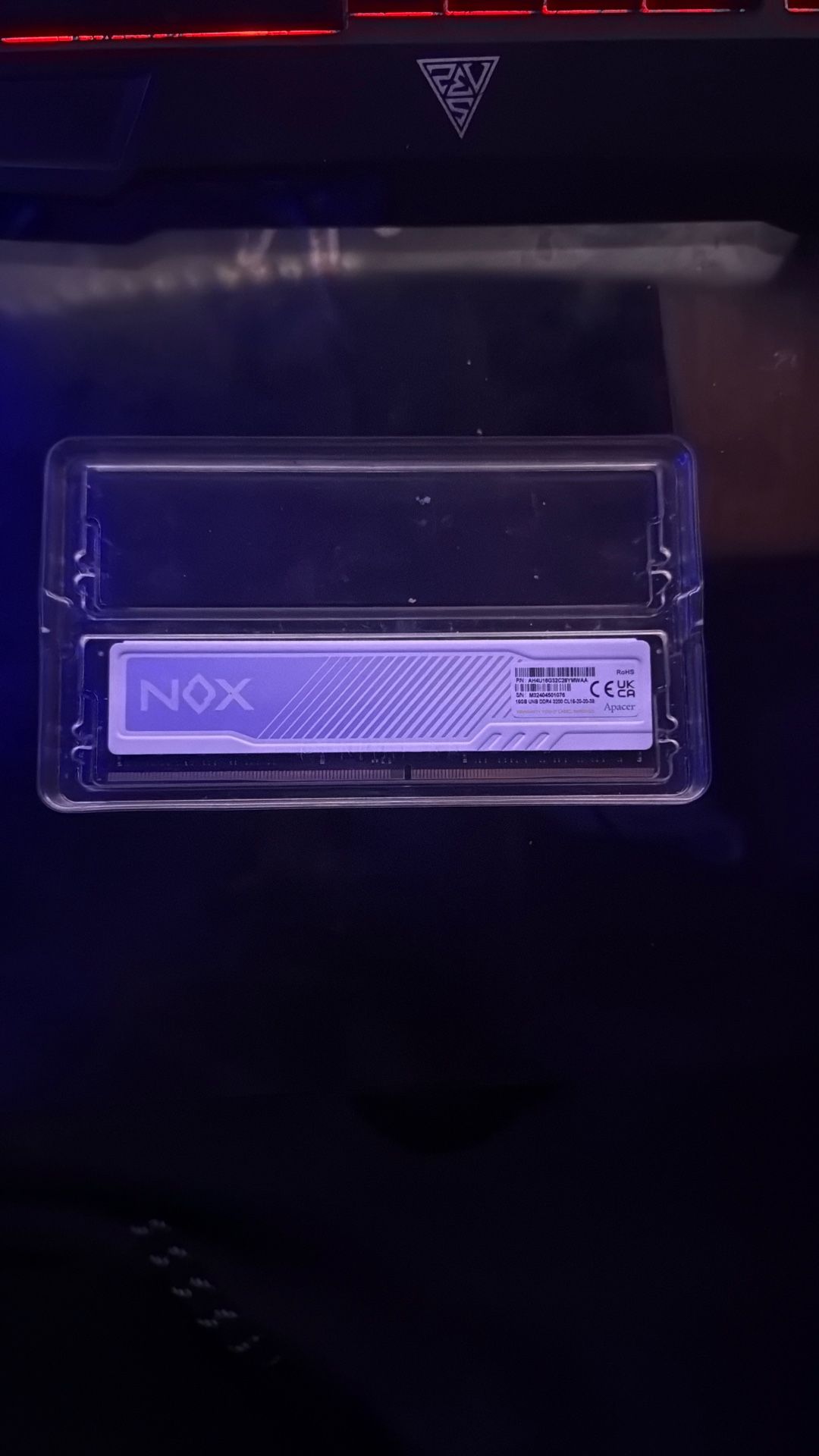 16 GB DDR4 RAM STICK