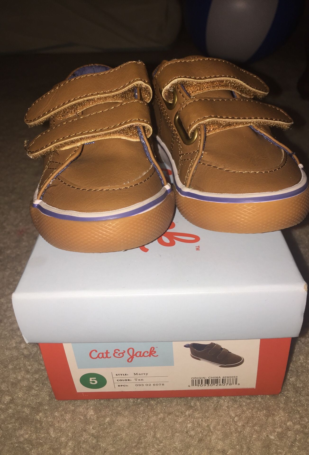 Size 5 toddler shoes