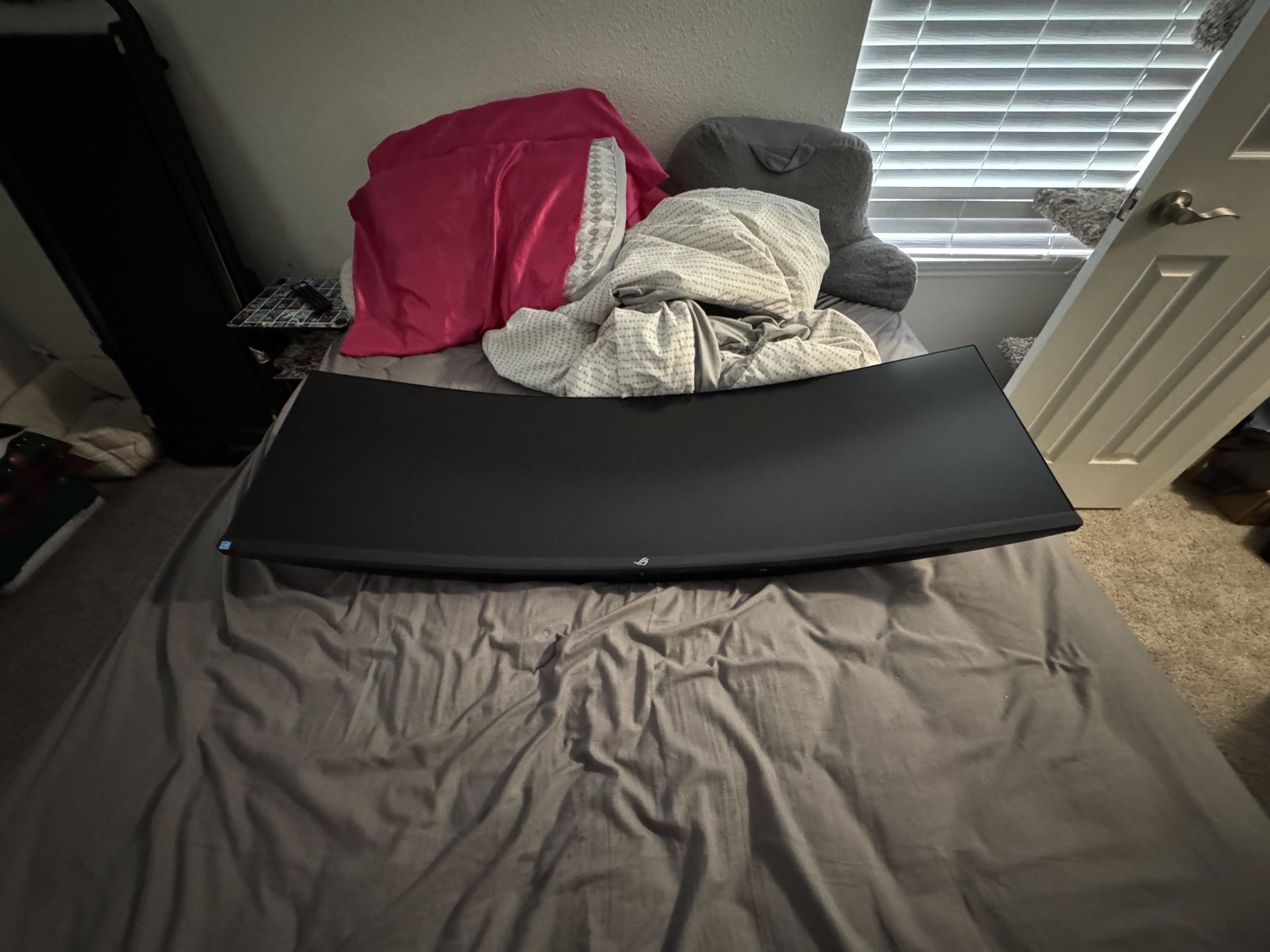 49” Ultrawide Monitor Asus
