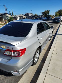 2011 toyota corolla sport